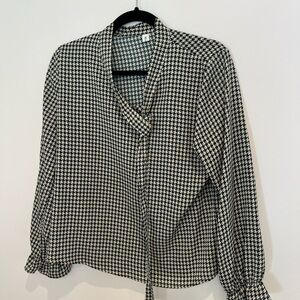 Miss Jin Dark Green and Cream Houndstooth Blouse with tie